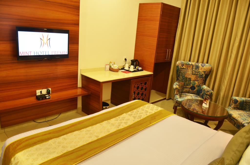 Mint Hotel Premia Chandigarh, Zirakpur Exterior foto